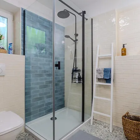 Balchill House With Sauna And Jacuzzi - Happy *