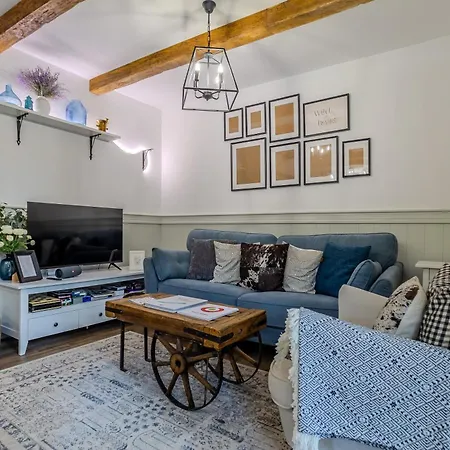아파트 Balchill House With Sauna And Jacuzzi - Happy 벌러톤세페즈드