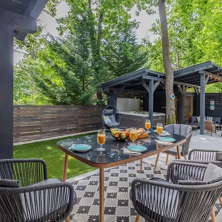 Apartment Balchill House With Sauna And Jacuzzi - Happy